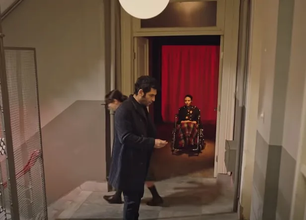 efsane-isim-falan-dinlemedi-yol-gozukuyor-masumlar-apartmani-dizisinde-ayriliktan-baska-cozum-kalmayacak-1610552283670.jpg Efsane isim falan dinlemedi yol gözüküyor! Masumlar Apartmanı'nda ayrılıktan başka çözüm kalmayacak-10