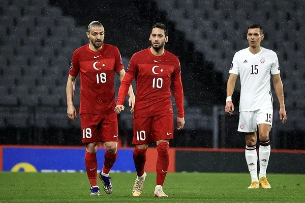 takvimin-usta-yazarlari-a-milli-takimi-degerlendirdi-ders-cikarmak-lazim-1617239836687.jpeg TAKVİM'in usta yazarları A Milli Takım'ı değerlendirdi: Ders çıkarmak lazım-3