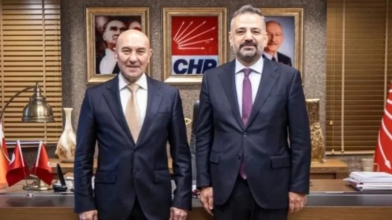 izmirdeki-sorusturma-baskente-uzandi-chp-ankara-il-baskani-umit-erkol-gozaltinda-1775723356922.jpeg İzmir'deki soruşturma başkente uzandı: CHP Ankara İl Başkanı Ümit Erkol gözaltında!-5