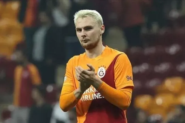 Victor Nelsson Avrupa'nın devlerini peşine taktı! Milan ve Sevilla'nın radarında