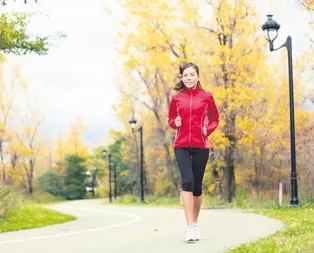 Günde 8 bin adım kemikleri koruyalım