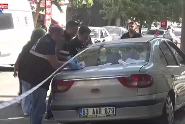Şanlıurfa'da otomobil durağa daldı: 1 öğrenci öldü, 3 kişi yaralandı!