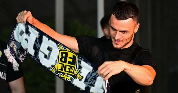 Fenerbahçe'de Kostic sonrası yeni sistem! 3 yıldız yedeğe