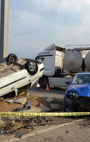 Manisa'da facia gibi kaza! 3 ölü 2 yaralı