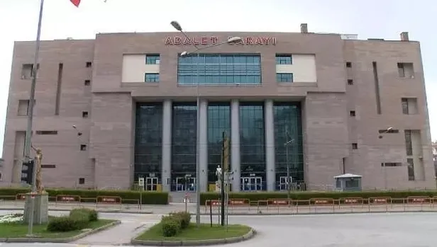 ayse-pelin-uner-hangi-bankada-calisiyordu-zimmetine-9-milyon-tl-gecirdi-yontemi-ise-soke-etti-uyuyan-hesap-ned-1674134794249.jpeg Uyuyan hesap nedir, ne anlama gelir? Ayşe Pelin Üner hangi bankada çalışıyordu? Zimmetine 9 milyon TL geçirdi!-3