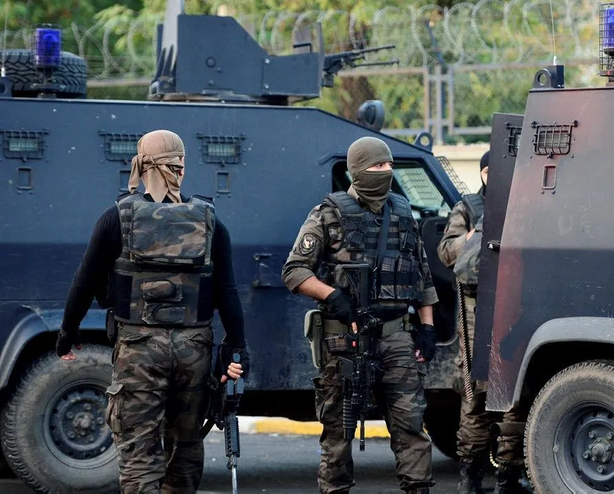 Film gibi operasyon! PKK’lı suikastçı yakalandı