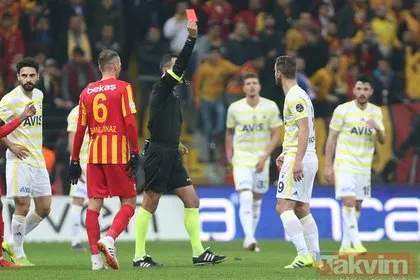 Kayserispor yenilgisi Fenerbahçe taraftarını çıldırttı!