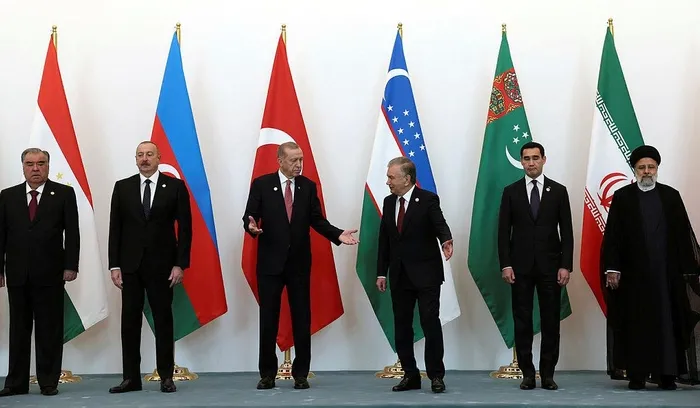 Başkan Erdoğan'dan Ekonomik İşbirliği Teşkilatı Zirvesi'nde İslam alemine Gazze çağrısı: Müslümanlar olarak birliğimiz güçlendirmeliyiz-3