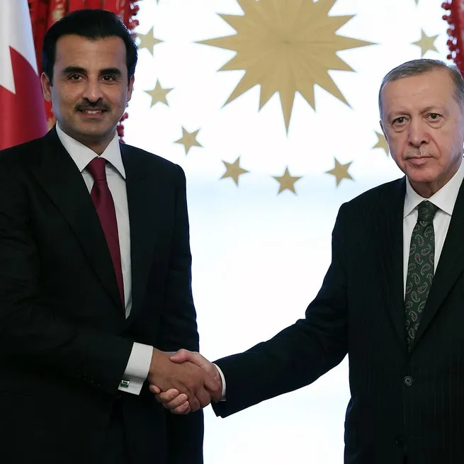 Başkan Erdoğanın Körfez turu öncesi kritik ziyaret! Cevdet Yılmaz ve Mehmet Şimşek Katara gidiyor