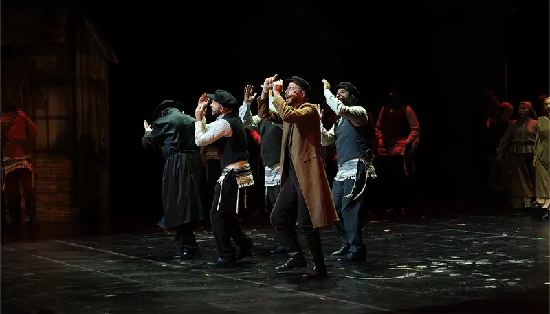 filistinli-sanatcilar-kultur-yolu-festivalinde-yasanan-insanlik-ayibinin-tum-dunyaya-gosterilmesini-istiyoruz-1717309368861.jpg Filistinli sanatçılar Kültür Yolu Festivali’nde! “Yaşanan insanlık ayıbının tüm dünyaya gösterilmesini istiyoruz”-5
