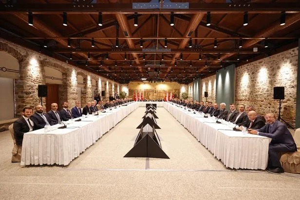 hazine-ve-maliye-bakani-nureddin-nebatiden-konut-firsatcilarina-uyari-musamaha-etmeyecegiz-1652705807236.jpeg Hazine ve Maliye Bakanı Nureddin Nebati'den 'konut fırsatçılarına' uyarı: Müsamaha etmeyeceğiz-3