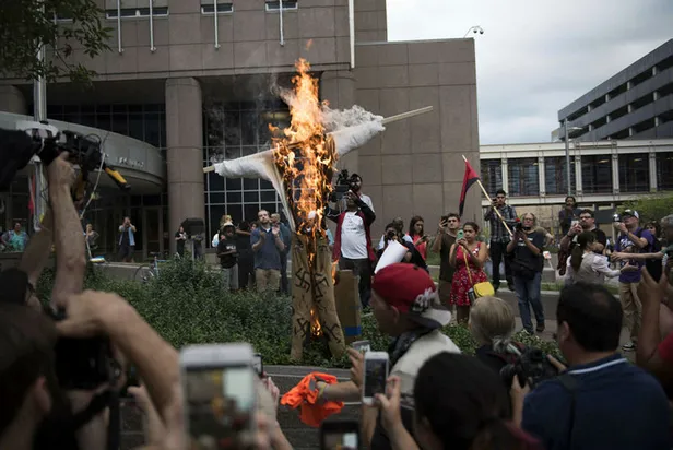 ABD'deki ırkçı dalga bir eyalete daha sıçradı-4