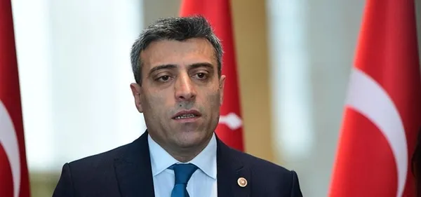 ozturk-yilmaz-chpli-vatandasla-kilicdaroglunu-tartisti-bunu-fetoculer-oraya-oturttu-ne-deseler-onu-yapiyor-1617058978400.jpeg Eski CHP'li Öztürk Yılmaz, CHP seçmenine Kılıçdaroğlu'nu anlattı: Bunu FETÖ'cüler oraya oturttu - 2