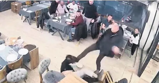 CHP'li siyasetçi Nadir Bayram'dan gazeteciye eşkıyalık