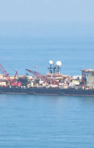 Tam gaz hazırlık! Karadeniz'deki 540 milyar metreküplük doğalgazı taşıyacak borular deniz tabanına yerleşiyor