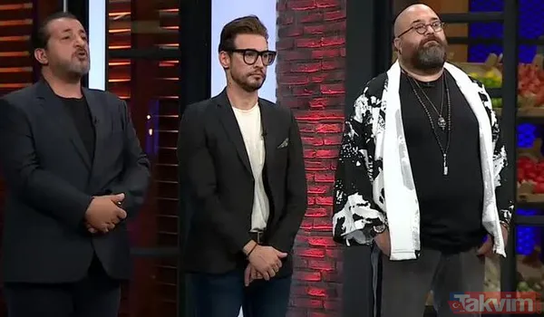 Duygu İçin Konuşan Mehmet Şef 'Ciddi Olarak Sabote Edilmiş Bir Tabak, Bu Seviyede Bir Yarışmacının Böyle Bir Hata Yapacağına İnanmıyorum' İfadelerini Kullandı.