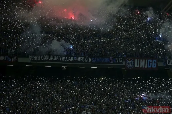 Yeri göğü boyadılar! Trabzonspor tribünleri görsel şölen yaşattı! - 15