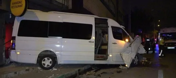 Minibüs iş yerine girdi: 1 ölü, 4 yaralı