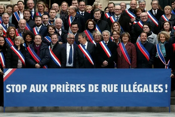 Fransız vekillerden Müslümanlara engelleme-6