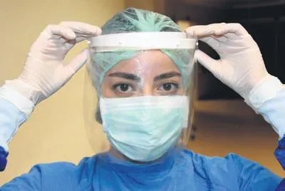 Çağla Kubat’ın ortağı Talat Aşıkoğlu koronavirüsten hayatını kaybetti | Yurttan ve dünyadan Kovid-19 haberleri-6