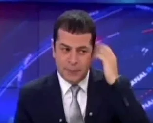 Cüneyt Özdemir yine alay konusu oldu
