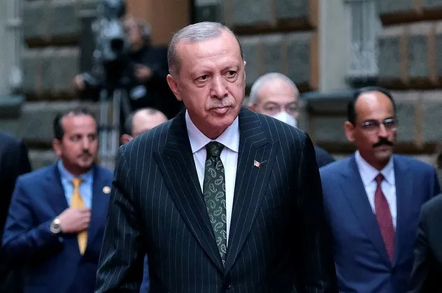 Büyükelçilikte 3.5 saat! Başkan Erdoğan Kabil'deki son gelişmeleri açıkladı