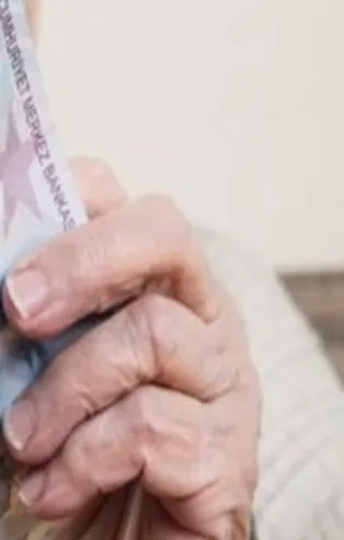 Emekliye 3'lü zam! Hem maaş hem ek ödeme tutarları yükselecek...