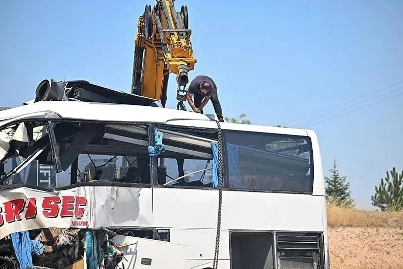 Ankara'daki otobüs kazasında hayatını kaybedenlerin sayısı 11'e yükseldi! Ölenlerin kimlikleri belli oldu-5