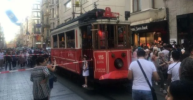 İstiklal Caddesi’nde nostaljik tramvayın enerji kablosu koptu