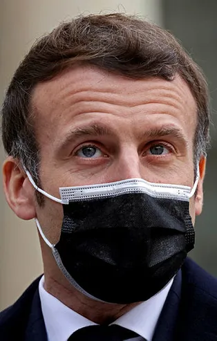 Koronavirüse yakalanan Macron'dan yeni haber