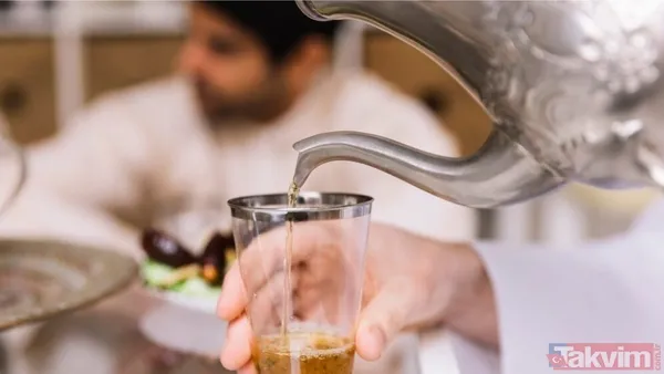 Karbonat, Sirke Ve Limon Tuzu Üçlüsü Çaydanlıkta Oluşan İnatçı Kireçler Ve Lekeler İçin Karbonat, Sirke Ve Limon Tuzu Karışımı Tam Bir Kurtarıcı. Geniş Bir...