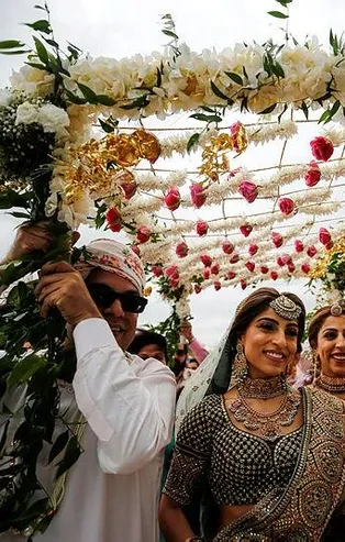 Antalya'da 1,5 milyon dolarlık Hint düğünü