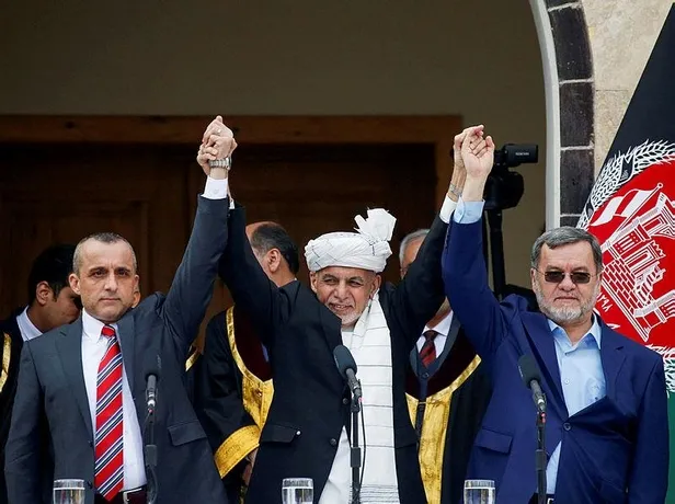 afganistani-terk-eden-esref-ganinin-yardimcisi-amrullah-saleh-kendisinin-gecici-cumhurbaskani-ilan-etti-1629219899533.jpeg Afganistan’ı terk eden Eşref Gani’nin yardımcısı Amrullah Saleh kendisini geçici cumhurbaşkanı ilan etti-3