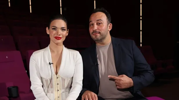 Ferit Aktuğ ile Beste Kökdemir’den ‘Kim Bu Aile?’ yorumu: "Çekilmemiş bir aksiyon komedi çektik!"-8