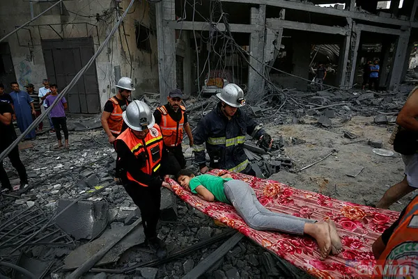 İsrail Gazze'de savaş suçu işliyor! Savunma Bakanı Gallant'tan skandal açıklama: Filistinlilere "hayvanlar" dedi - 2