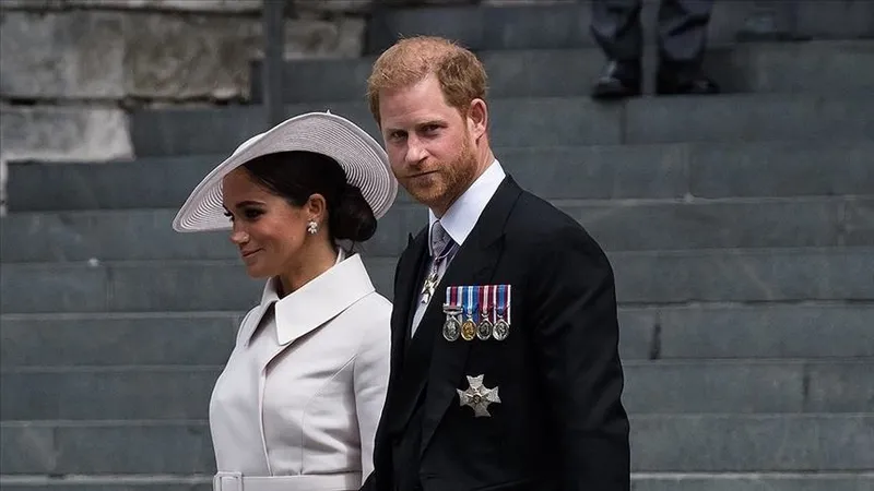 donald-trumptan-ilginc-vaat-prens-harryyi-sinir-disi-edebilirim-1710874154661.jpeg Donald Trump'tan ilginç vaat: Prens Harry'yi sınır dışı edebilirim-5