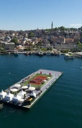 Bakan Varank'tan Ekrem İmamoğlu'na tepki: Çam ve Sakura Şehir Hastanesi'nin yolunu yapmaya para bulamayanlar yüzen tenis kortu yaptı!