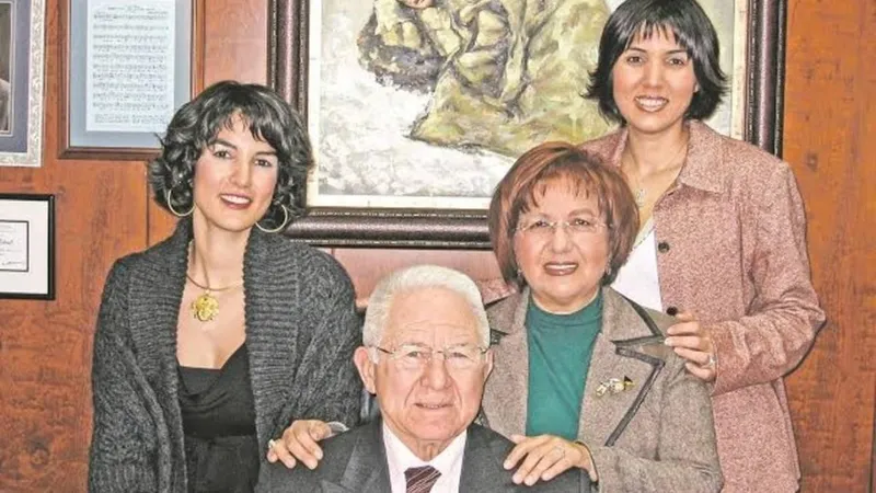 1721792980459.jpeg Ünlü milyarder Güntekin Köksal'ın mirası paylaşılamıyor! 3 kardeş birbirine girdi-5