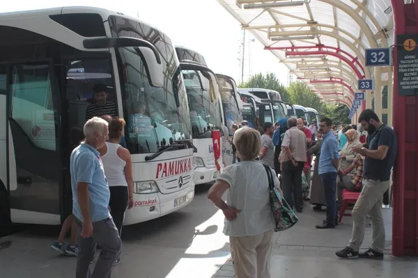 Otobüs firmalarında "3 günlük tatil" yoğunluğu-2