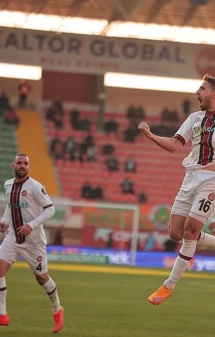 Fabio Borini için karşı karşıya geldiler! Fenerbahçe ve Trabzonspor masaya oturuyor