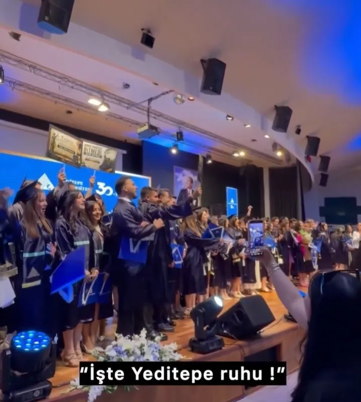 ekremci-provokasyona-izin-ver-allahin-ayetine-izin-yok-1783579446757.jpeg Fakülteye vesayet çöktü! Yeditepe'nin "ruhundaki" 28 Şubat kalıntıları: "Emrolunduğun gibi dosdoğru ol" ayetine sansür densizliği-4