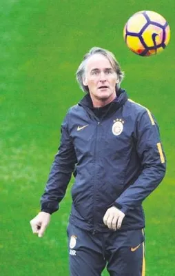 Kafile sabah geldi, Riekerink 1 gün izin verdi