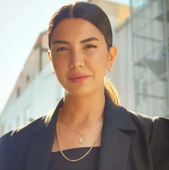 Fulya Ozturk Kimdir Kac Yasinda Nereli Fulya Ozturk Evli Mi Esi Kim Takvim