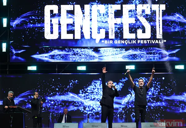 Sahnede ne konuştular? Sagopa Kajmer'den Başkan Erdoğan'a teşekkür: "Üç şarkımı dinledi, beni mutlu etti" - 9