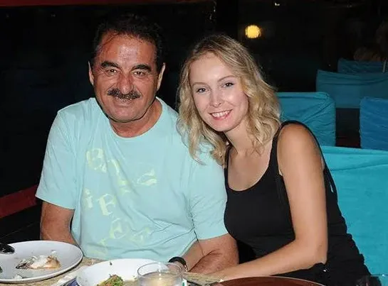 İbrahim Tatlıses'in eski eşi Ayşegül Yıldız süper miniyi çekti sezonu bomba gibi açtı! Kızı Elif Ada'nın annesinden Instagram'da şov-2