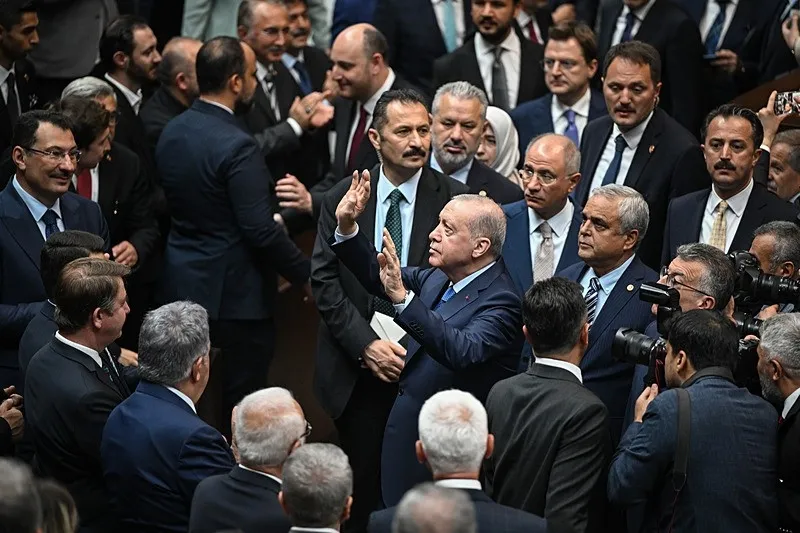chpden-istifa-eden-istanbul-milletvekili-nimet-ozdemir-ak-partiye-katildi-1782296286467.jpeg CHP’den istifa eden İstanbul Milletvekili Nimet Özdemir AK Parti'ye katıldı-1