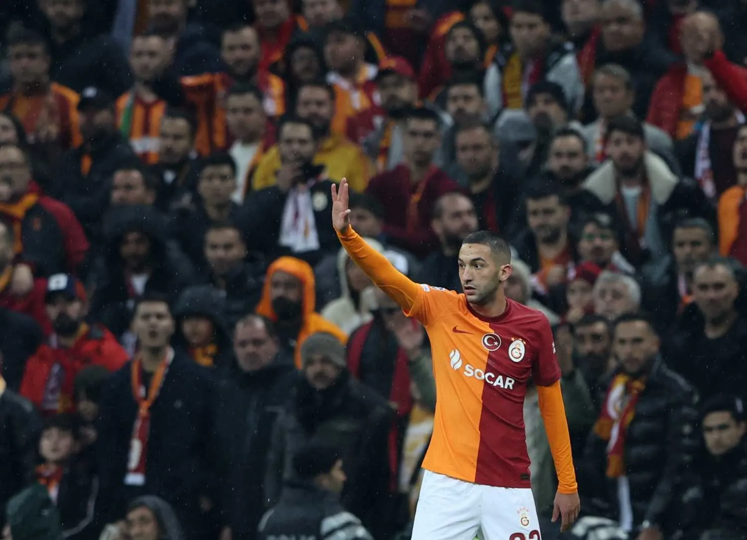 Galatasaray'dan çok konuşulacak transfer hamlesi! Milli yıldıza kanca - 12