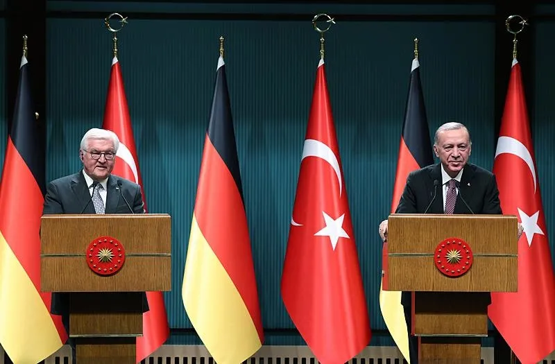 Başkan Erdoğan ve Steinmeier'e döner sorusu soran Alman gazetecinin Marion Sendker olduğu ortaya çıktı!-3