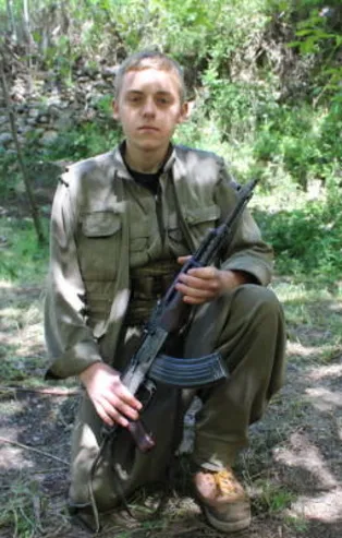 YPG/PKK saflarında bir Alman!