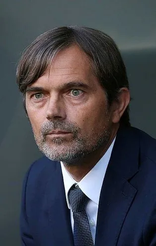 Cocu: Şampiyonluk konuşmamalıyız